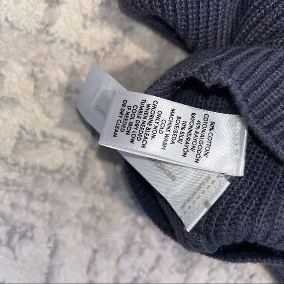 ANN Taylor Loft Bar Bell Sleeve Sweater Nwt - Picture 10 of 11